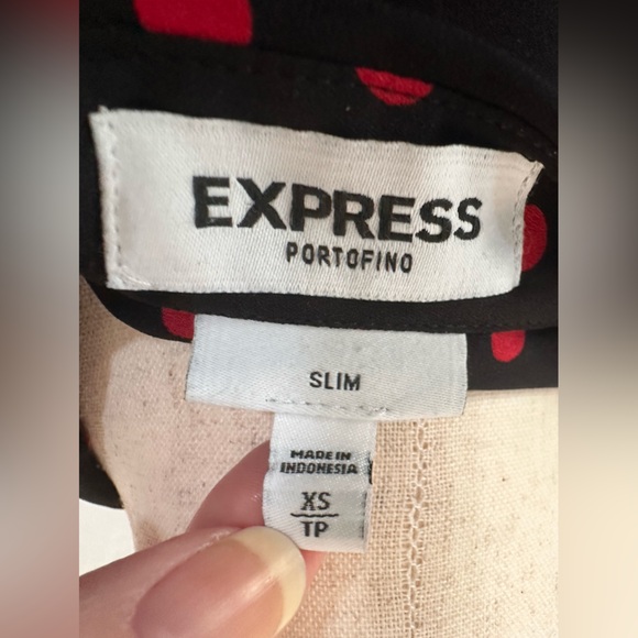 Express Portofino Black & Red Polka Dot 2 Pocket Long Sleeve Slim Blouse XSP - Picture 5 of 5